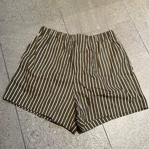 ACACIA Molly Boxer Short
